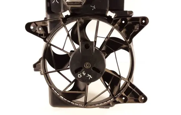 Ford Maverick Radiator cooling fan shroud 85263 15260200F YL848C607CH