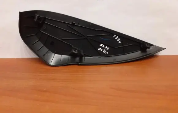 Volvo XC40 Dashboard glove box trim 9394 31442700