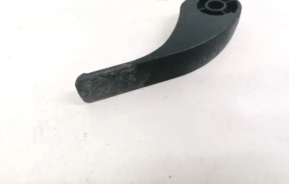 Engine bonnet (hood) release handle