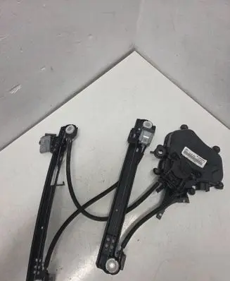 Seat Ibiza IV (6J,6P) Front door window regulator with motor 6J4867436 120658C