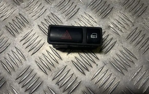 BMW 3 E46 Hazard light switch 8368920