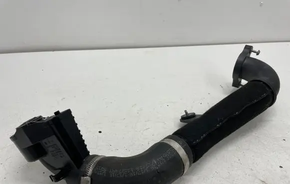 Audi A4 S4 B9 Air intake duct part 04L131111N 04L145762AG