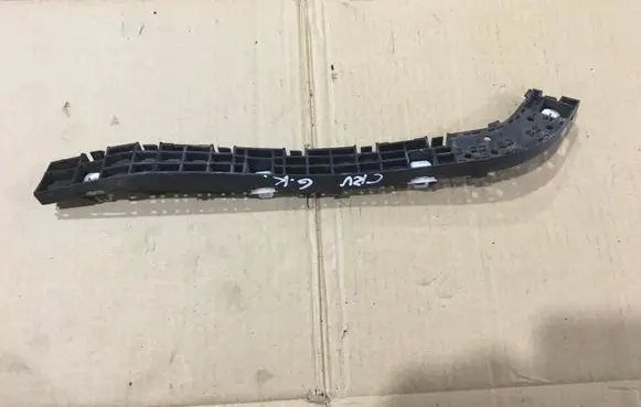 Honda CR-V Rear bumper mounting bracket