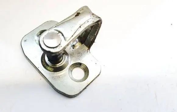 Chevrolet Captiva Front door lock loop/hook striker 