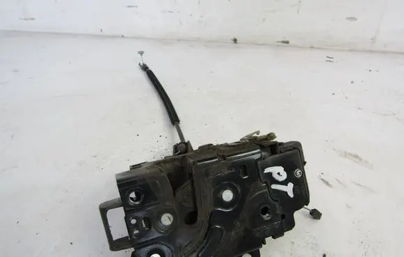 Skoda Fabia Mk2 (5J) Rear door lock 3B4839016AK