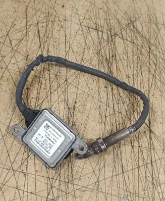 Mercedes-Benz S W222 Lambda probe sensor A0009052709