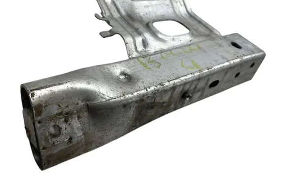 Radiator support slam panel bracket