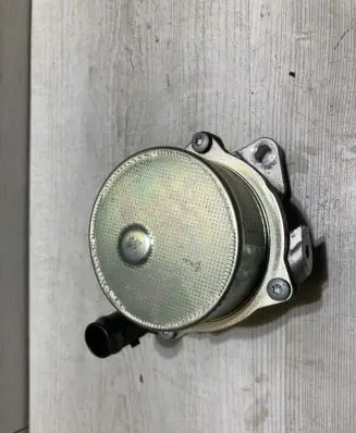 Renault Megane IV Vacuum pump 146502327R