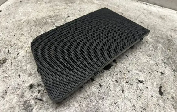 Side speaker trim/cover