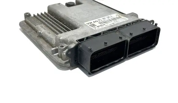 Volkswagen PASSAT B8 Engine control unit/module 04L907309R 44259