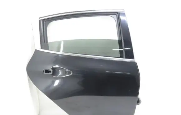 Peugeot 208 I Rear door 
