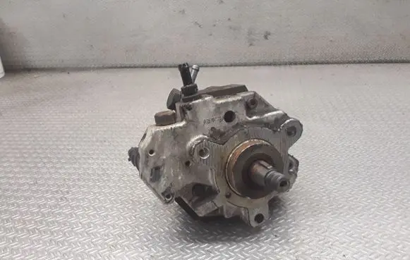 Opel Astra H Fuel injection high pressure pump 8973279240 0445010086