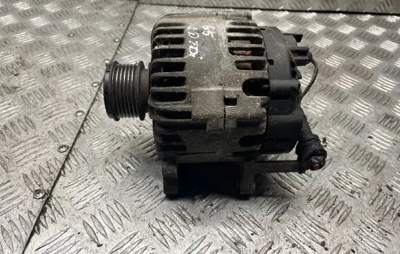 Volkswagen Golf V Generator/alternator 06F903023C 254269