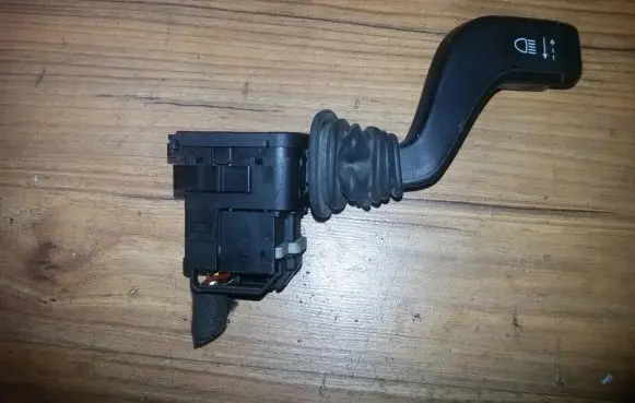 Opel Zafira A Indicator stalk 90560990 12263700