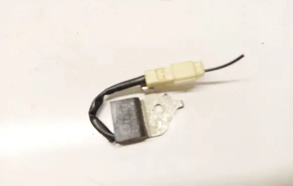 Toyota Avensis T250 Other relay 9008088002