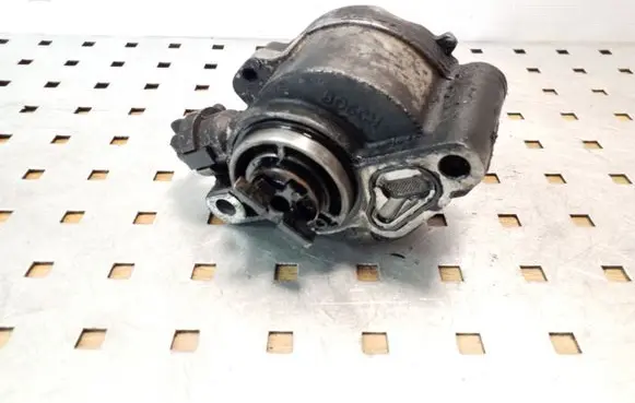 Citroen Berlingo Vacuum pump D1561B