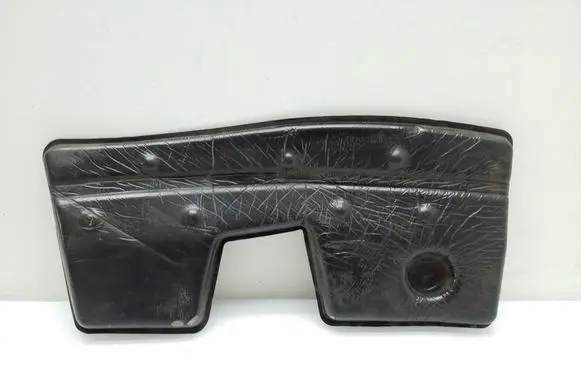 Mercedes-Benz C W204 Fender foam support/seal A2048853137