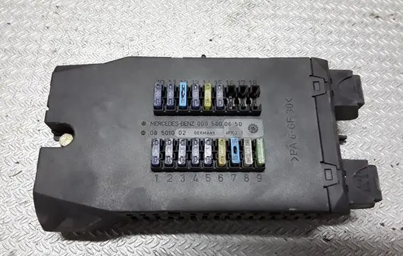 Mercedes-Benz Vito Viano W638 Fuse module 0005400650