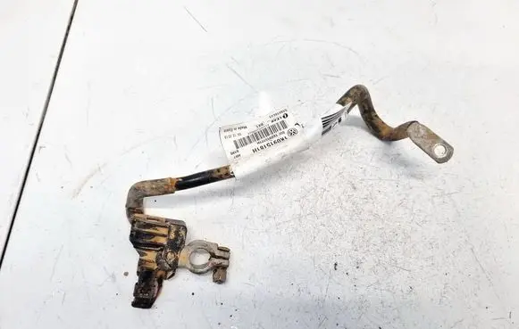 Audi Q3 8U Positive cable (battery) 1K0915181H