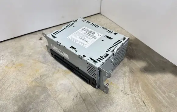 Ford Explorer V CD/DVD changer GB5T19C107