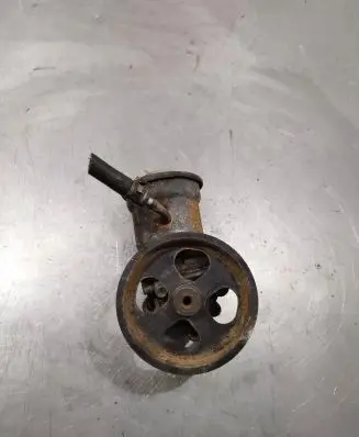 Toyota Avensis T250 Power steering pump