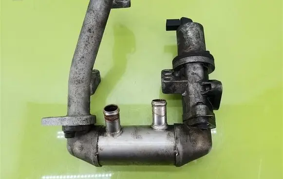 KIA Sorento EGR valve 284104A100