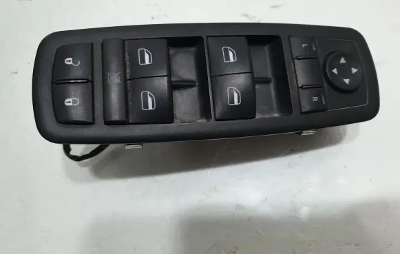 Chrysler Town & Country V Electric window control switch 10003144