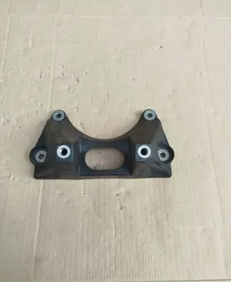 Mercedes-Benz E W213 Gearbox mounting bracket A2052420440