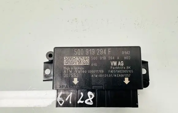 Seat Leon (5F) Parking PDC control unit/module 5Q0919294F 307553 5Q0919294A