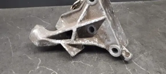 Opel Vectra B Other engine bay part