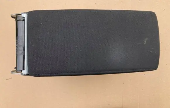 Volkswagen PASSAT B7 Armrest 3AA864251