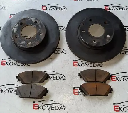 Mazda 3 III Brake discs and calipers set 