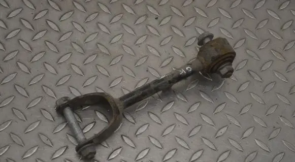 Tesla Model 3 Rear upper control arm/wishbone 104442300G