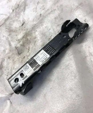 Volkswagen PASSAT B8 Seat belt height adjuster 4m0857819
