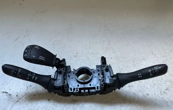 Renault Scenic IV - Grand scenic IV Wiper turn signal indicator stalk/switch 25567