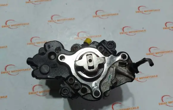 Citroen DS4 Fuel injection high pressure pump 9424A050A