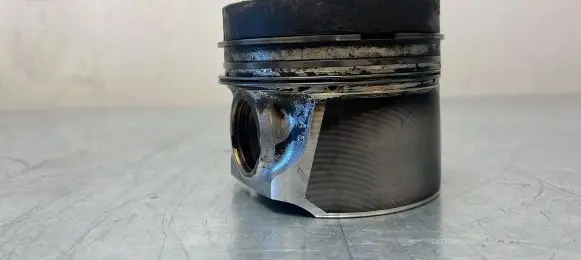 Volkswagen Crafter Piston 81L97A12