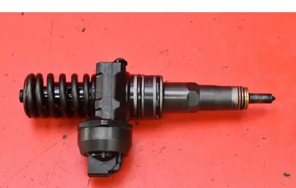 Audi A4 S4 B6 8E 8H Fuel injector 038130073BA