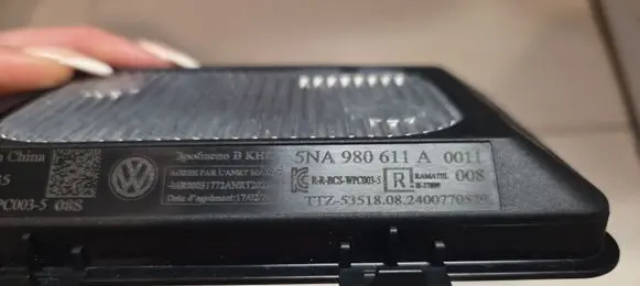 Volkswagen Tiguan Allspace Wireless charging module 5NA980611A
