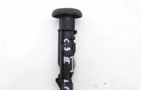 Citroen C3 Front seat headrest 