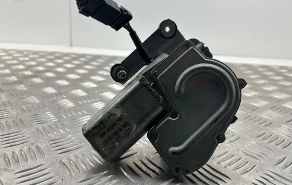 Opel Vectra B Rear window wiper motor 90504985