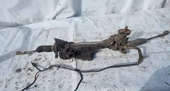 Volkswagen Golf V Steering rack 1K1909144M