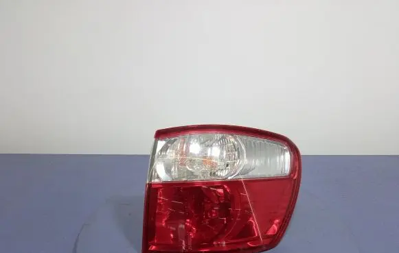 Toyota Avensis Verso Rear/tail lights