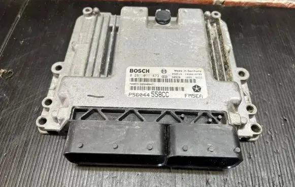 Jeep Grand Cherokee Engine control unit/module ECU P56044558CC 1039S10799 0281011473