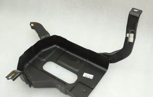 Suzuki Vitara (LY) Active carbon filter fuel vapour canister 1857074S00
