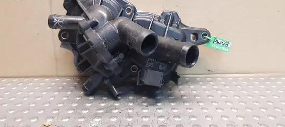 Volkswagen Golf VII Water pump 04E121600BD 04E121042M