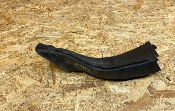 Opel Astra K Air intake duct part 13367310
