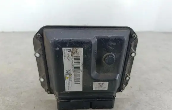 Opel Astra J Engine control unit/module ECU 55577647