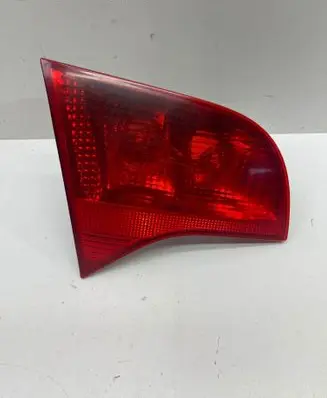 Audi A4 S4 B7 8E 8H Tailgate rear/tail lights 8E9945093 484501