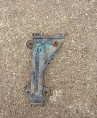 Audi A6 S6 C4 4A Front bumper mounting bracket 4A0807283A